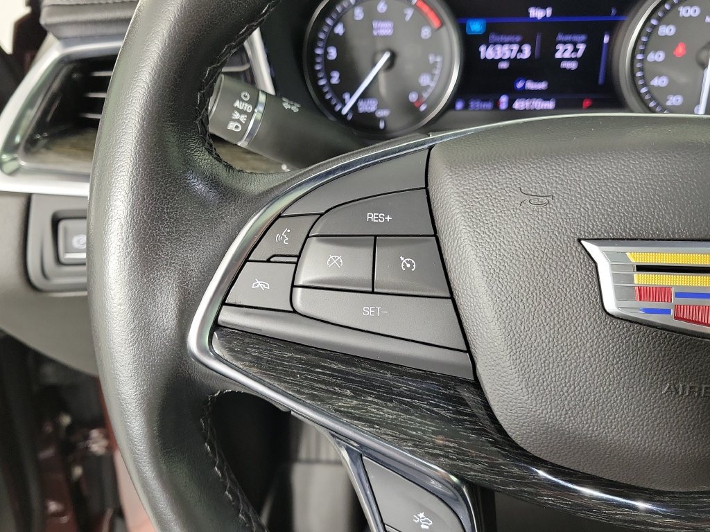 Used 2022 Cadillac XT5 Premium Luxury w/ Technology Package FWD image 24