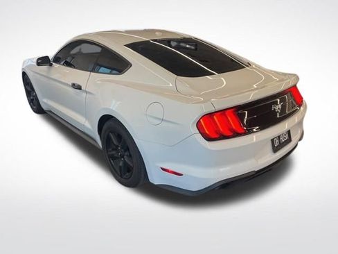 Used 2019 Ford Mustang Coupe image 7
