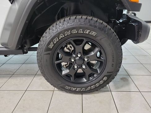 Used 2022 Jeep Wrangler Unlimited Sport image 59
