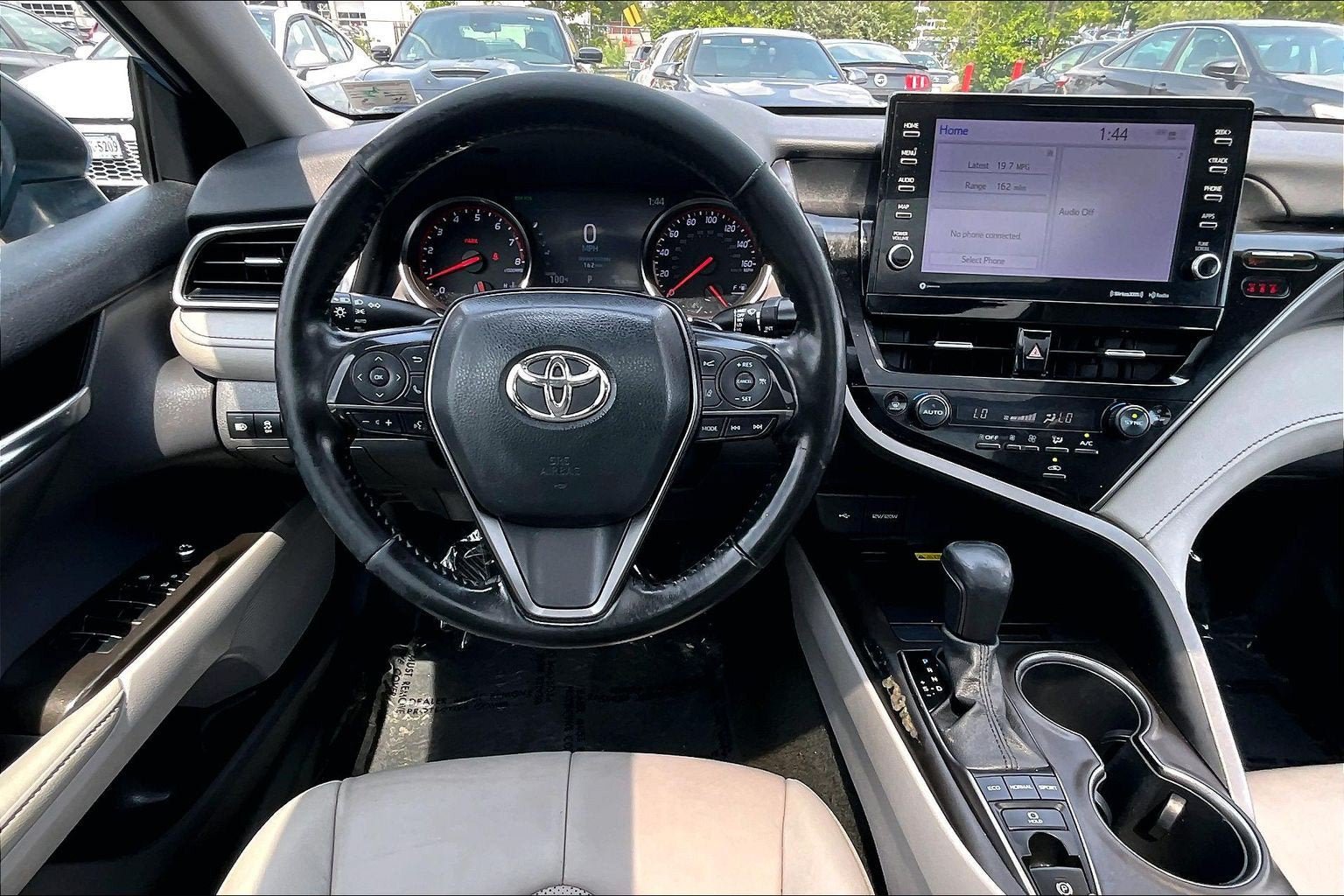Used 2023 Toyota Camry XSE w/ Cold Weather Package FWD image 5