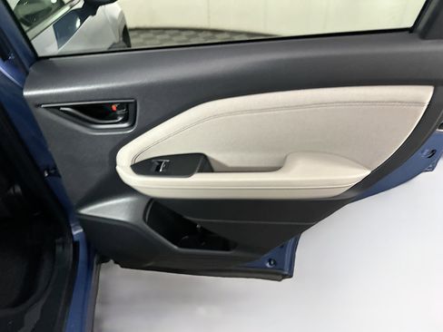 Used 2025 Subaru Forester Premium image 30