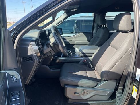 Used 2022 Ford F150 XLT w/ Equipment Group 302A High image 12