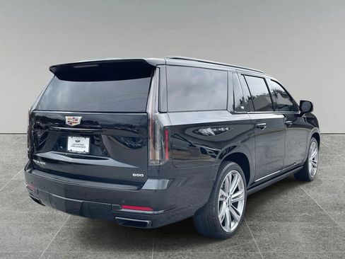 Certified 2025 Cadillac Escalade ESV Sport Platinum image 5