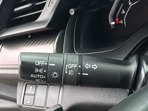 Used 2018 Honda Civic Sport image 13