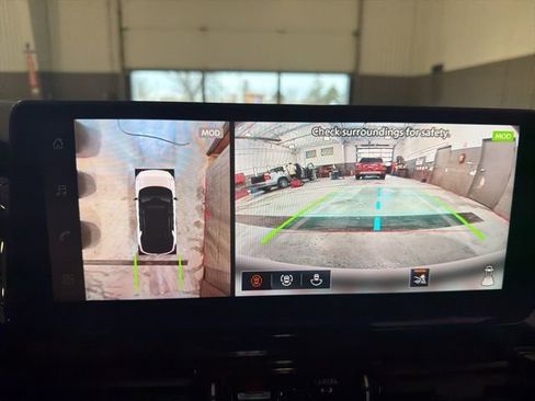 New 2026 Nissan Pathfinder Platinum image 20