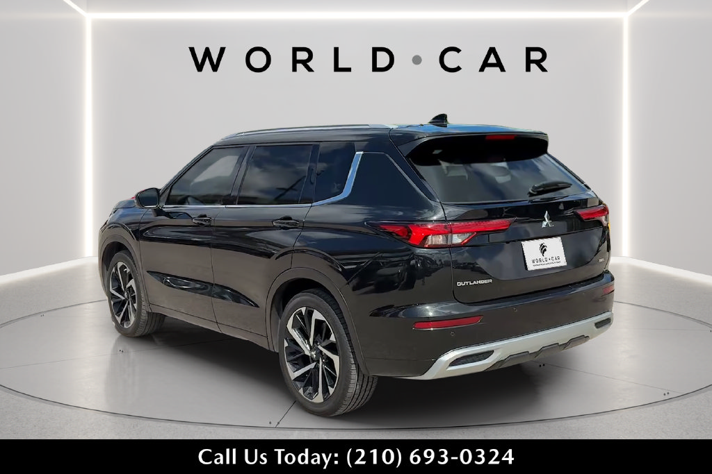 Used 2024 Mitsubishi Outlander SEL FWD image 5
