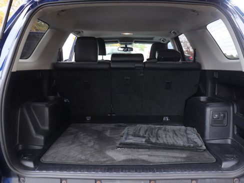 Used 2015 Toyota 4Runner SR5 Premium image 16