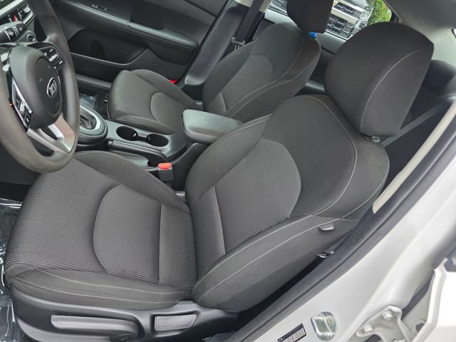 Used 2021 Kia Forte LXS FWD image 21