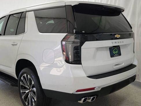 Certified 2025 Chevrolet Tahoe High Country w/ Sun And Tow Package AWD/4WD image 6
