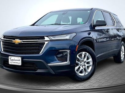 Used 2022 Chevrolet Traverse LS