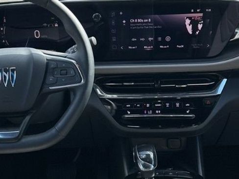 Used 2025 Buick Envista Avenir FWD image 15