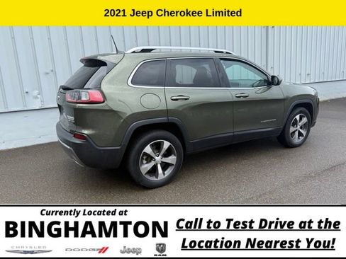 Used 2021 Jeep Cherokee Limited w/ Elite Package AWD/4WD image 6
