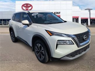 Used 2023 Nissan Rogue SV video 1