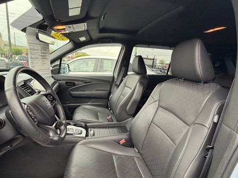 Certified 2023 Honda Passport Elite image 22