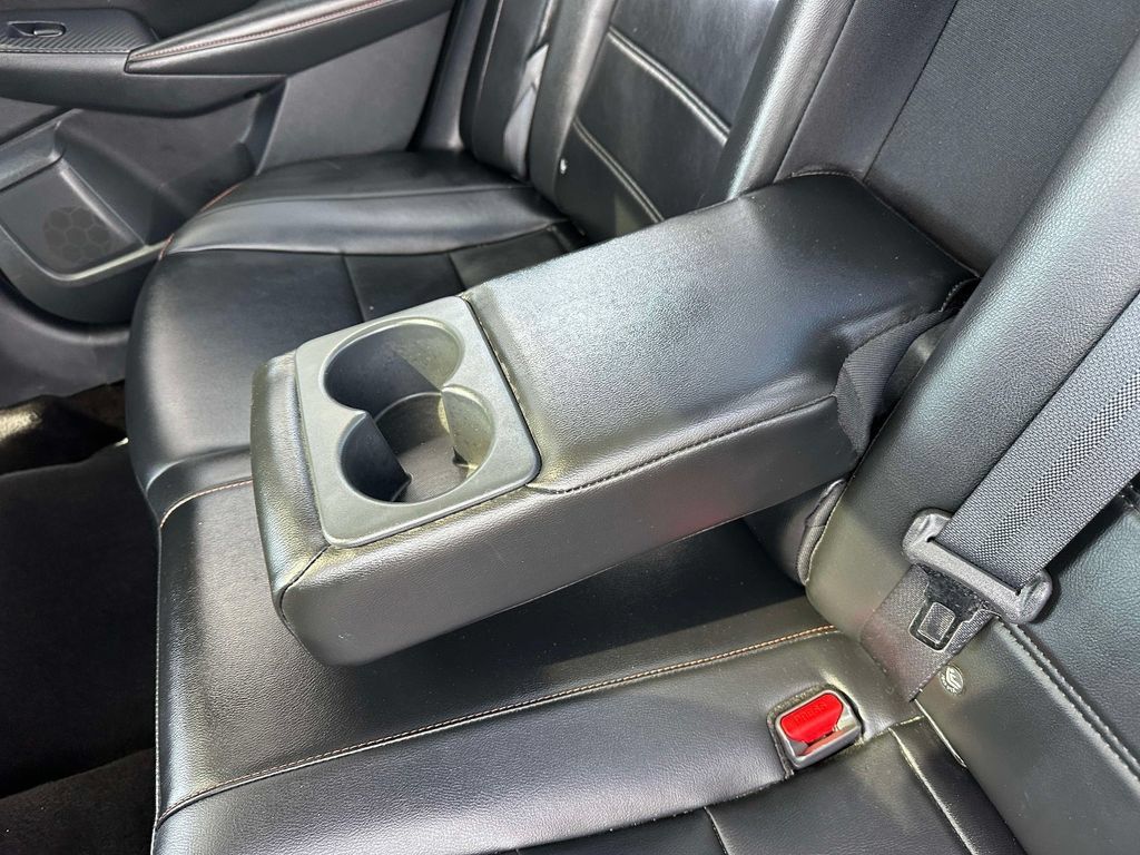 Certified 2023 Nissan Sentra SR w/ SR Premium Package FWD image 15
