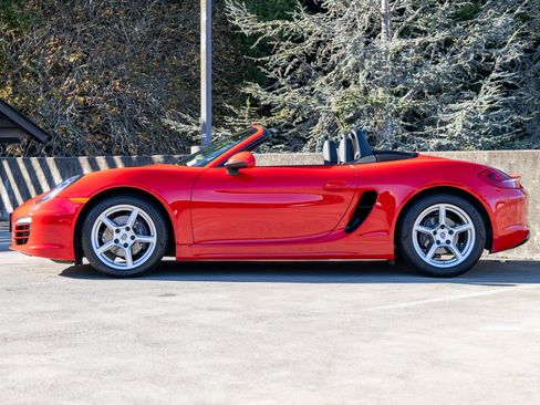Used 2014 Porsche Boxster RWD image 2