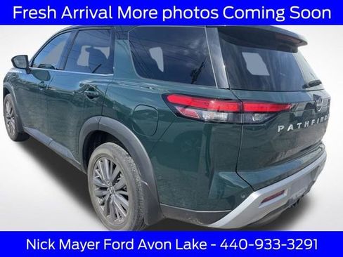 Used 2024 Nissan Pathfinder SL w/ SL Premium Package AWD/4WD image 4