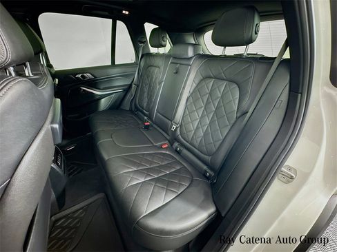 Used 2023 BMW X5 xDrive40i w/ Premium Package image 25