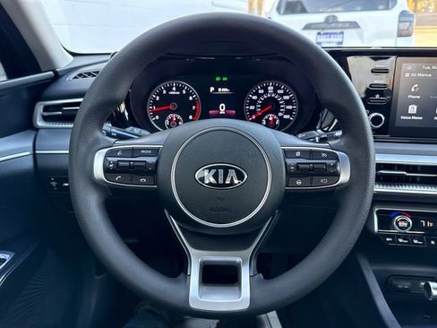 Used 2021 Kia K5 LXS FWD image 17