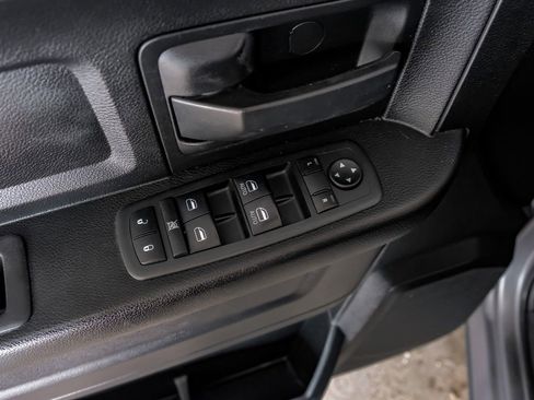 Used 2021 RAM 1500 Tradesman w/ Chrome Plus Package RWD image 43