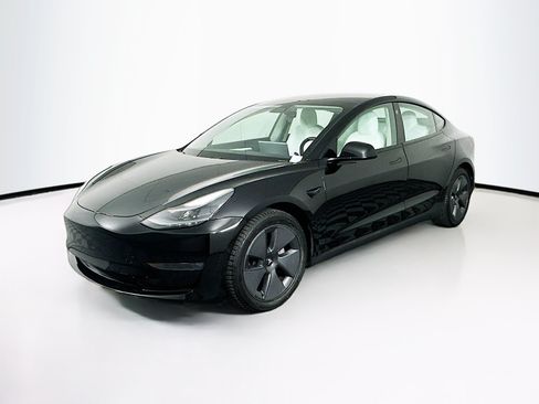 Used 2021 Tesla Model 3 Long Range AWD/4WD image 3