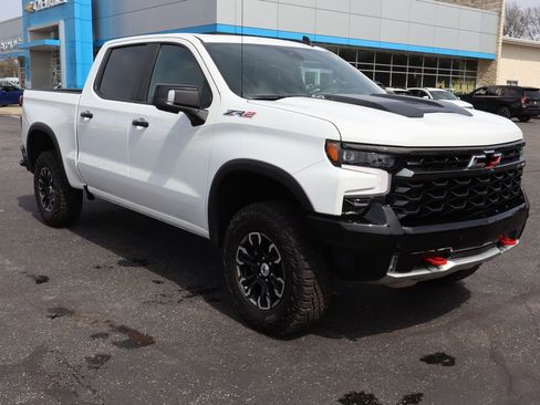 Used 2026 Chevrolet Silverado 1500 ZR2 AWD/4WD image 2