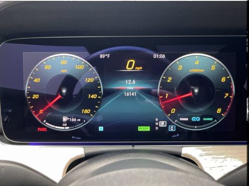 Used 2022 Mercedes-Benz E 450 Coupe image 37