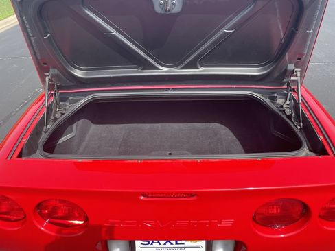 Used 2001 Chevrolet Corvette Convertible w/ Preferred Equipment Group2 RWD image 20