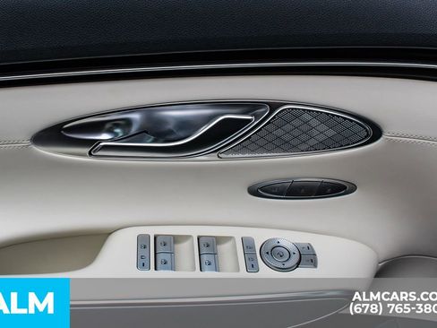 Used 2024 Genesis Electrified GV70 Advanced image 42