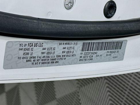 Used 2019 Dodge Challenger R/T RWD image 12