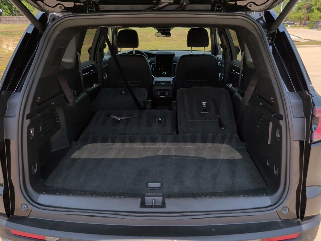 Used 2024 GMC Acadia Elevation AWD/4WD image 42