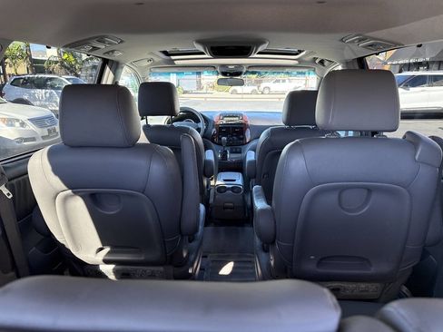 Used 2005 Toyota Sienna image 26