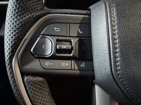 New 2025 Toyota Tacoma SR5 image 25