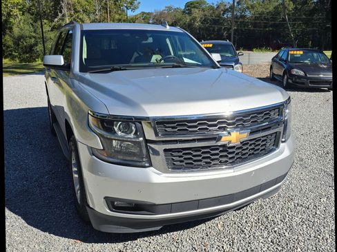 Used 2018 Chevrolet Tahoe LT image 3