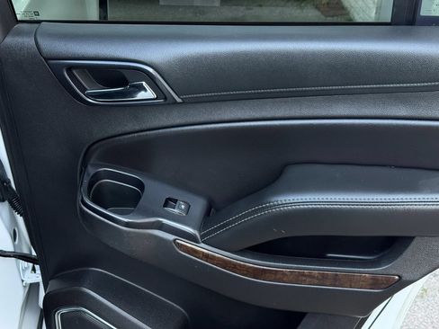 Used 2018 Chevrolet Tahoe 2WD image 25
