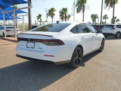 Used 2024 Honda Accord Sport image 10