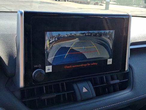 Used 2024 Toyota RAV4 XLE image 17