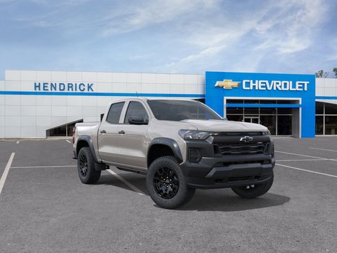 New 2026 Chevrolet Colorado Trail Boss AWD/4WD image 2