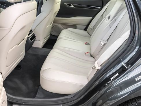 Used 2022 Genesis G80 2.5T image 28