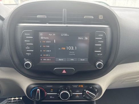 Certified 2021 Kia Soul LX FWD image 12