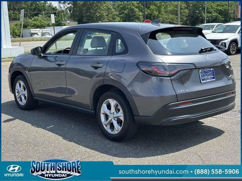 Used 2024 Honda HR-V LX image 8