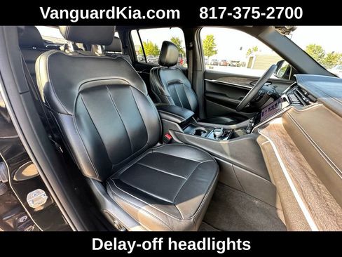 Used 2024 Jeep Grand Cherokee L Limited w/ Luxury Tech Group II image 29