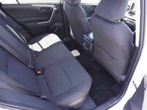 Used 2025 Toyota RAV4 LE AWD/4WD image 26
