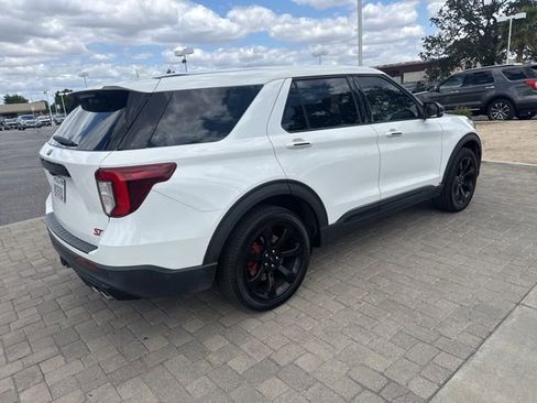 Used 2022 Ford Explorer ST w/ Equipment Group 401A AWD/4WD image 2
