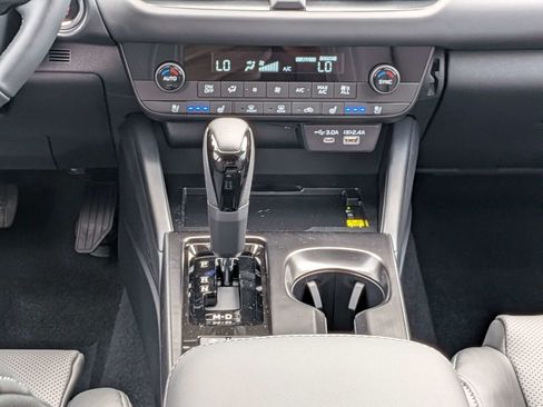 Used 2026 Subaru Outback Touring XT AWD/4WD image 19