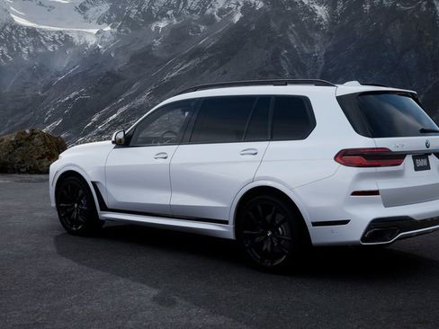 New 2026 BMW X7 xDrive40i image 2
