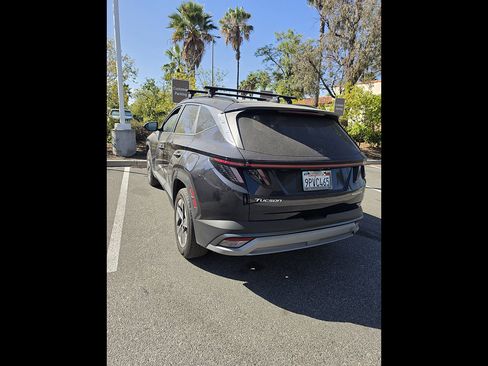 Used 2025 Hyundai Tucson SEL AWD/4WD image 2