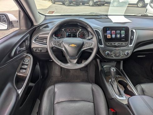 Used 2016 Chevrolet Malibu Premier w/ Driver Confidence Package II image 28