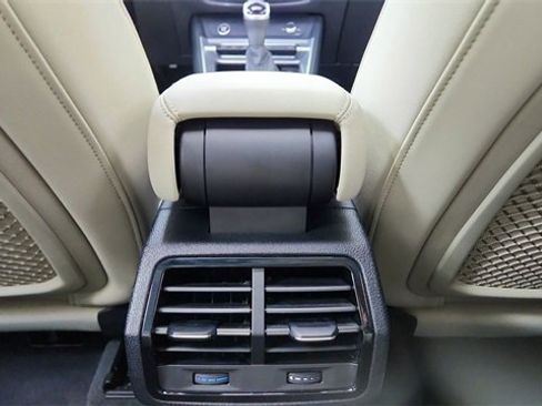 Used 2024 Audi Q3 2.0T Premium Plus image 52