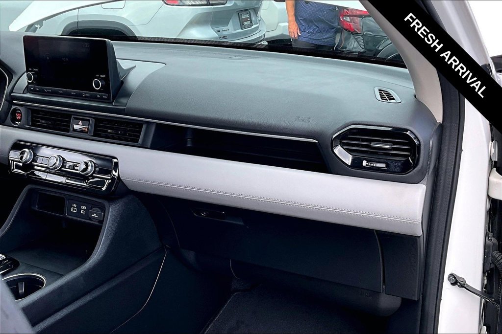 Used 2023 Honda Pilot LX image 26